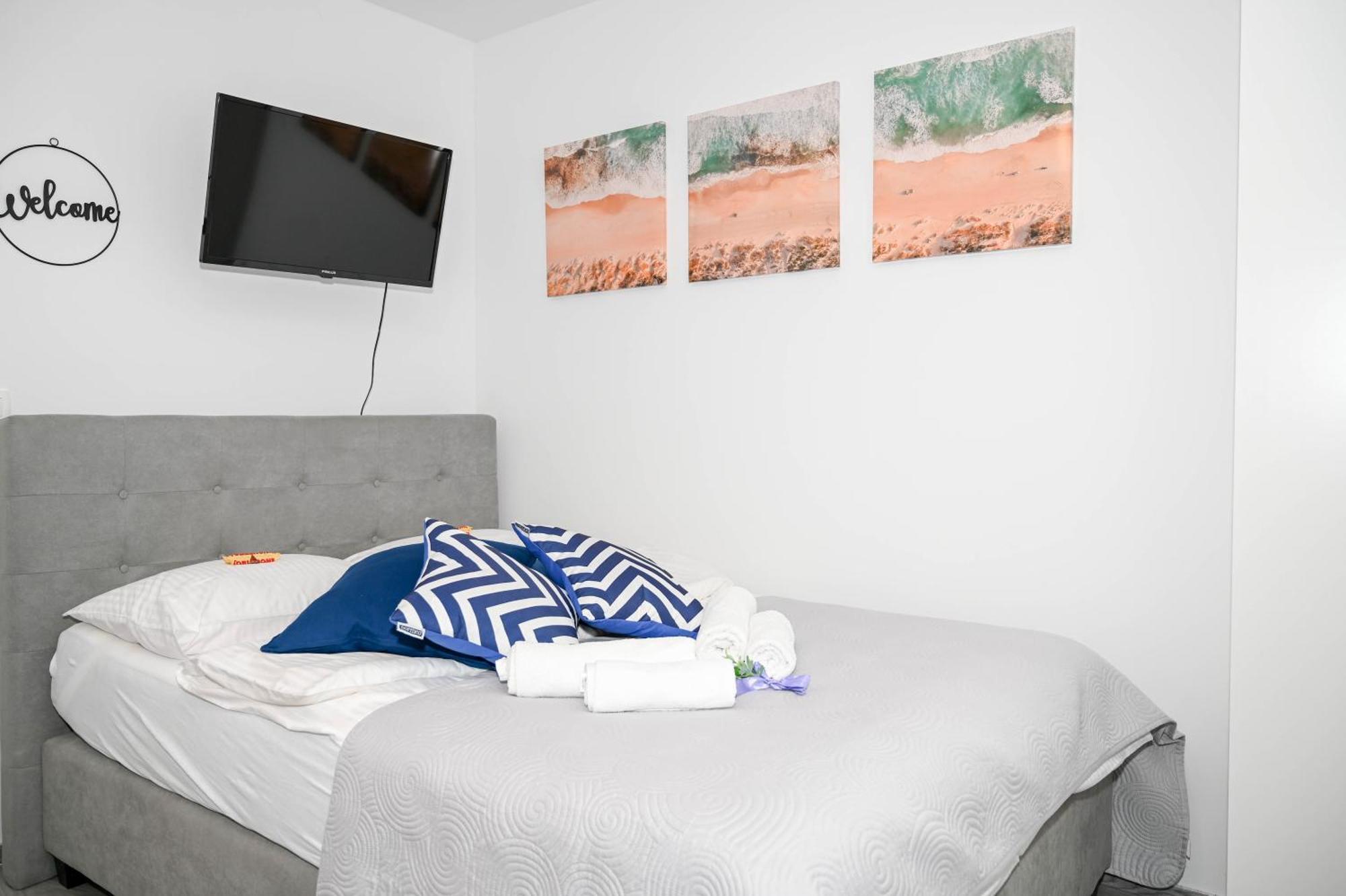 Blue Apartment With Free Parking Ljubljana Dış mekan fotoğraf